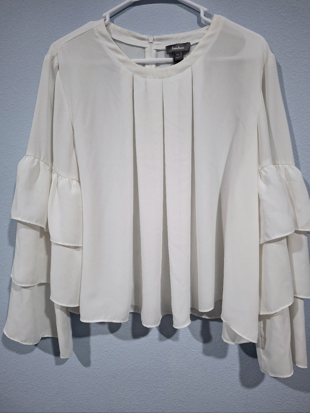 Neiman MarcusCream Layered Ruffle Sleeve Blouse XL